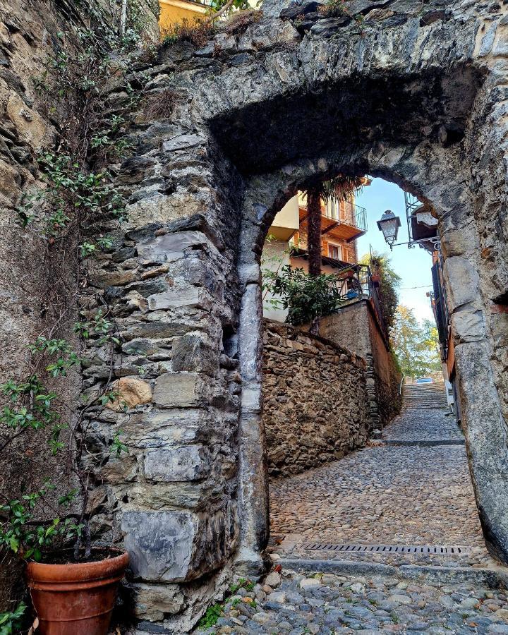 Borgocastello Apartamento Rezzonico Exterior foto